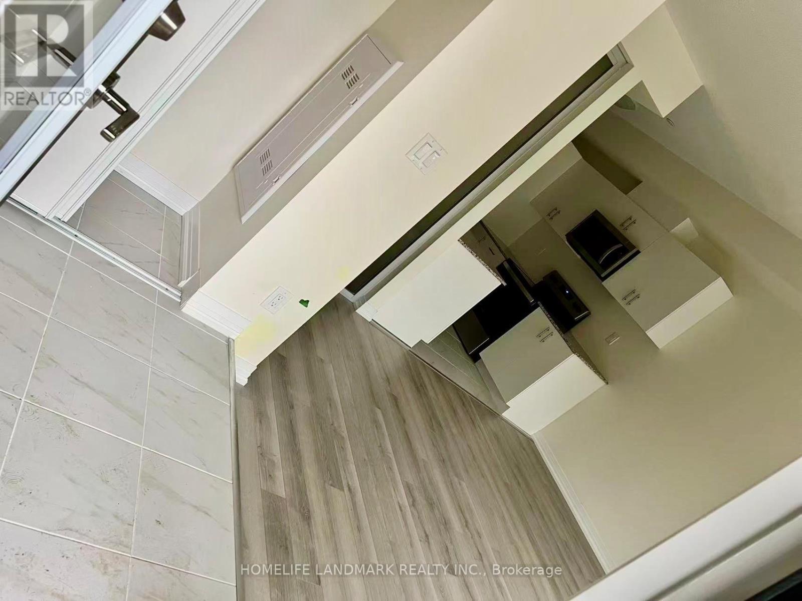 25 - 30 Liben Way, Toronto, ON - Indoor Photo Showing Other Room