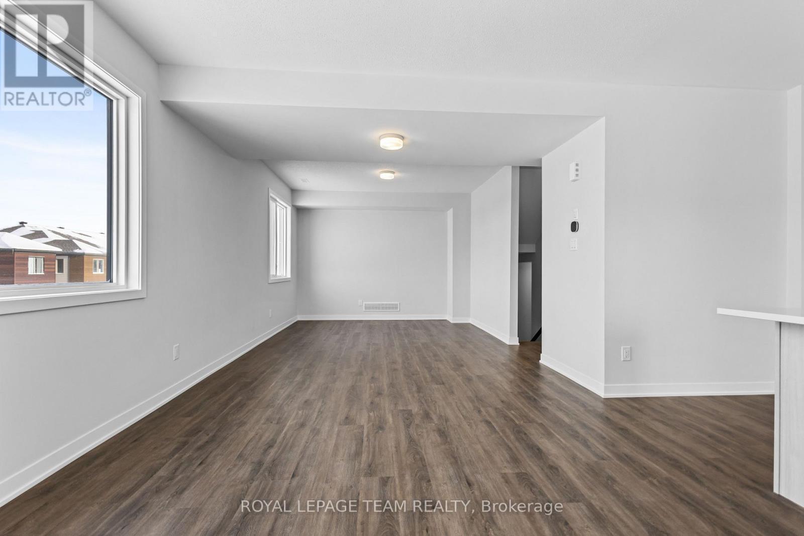 419 Mortar Terrace, Ottawa, ON - Indoor Photo Showing Other Room