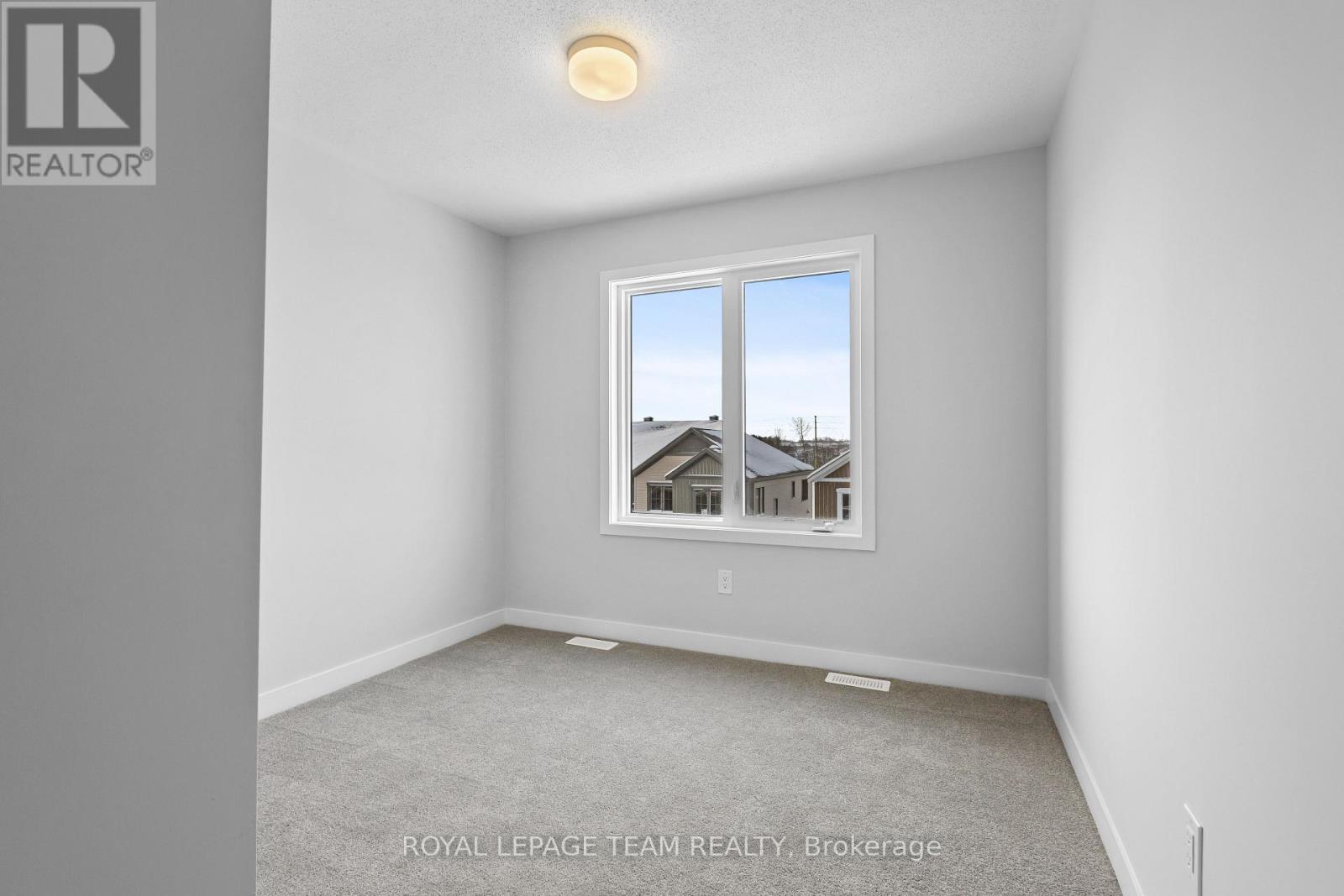 419 Mortar Terrace, Ottawa, ON - Indoor Photo Showing Other Room