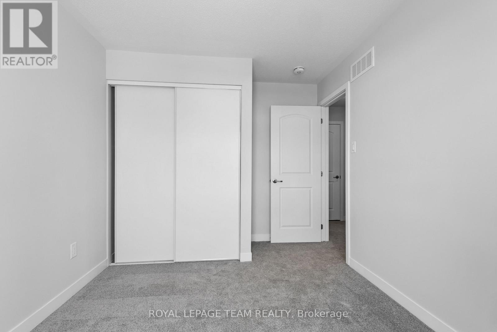 419 Mortar Terrace, Ottawa, ON - Indoor Photo Showing Other Room