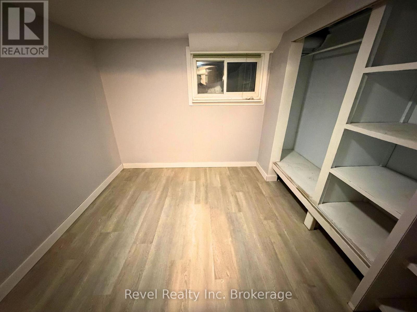 143 Mill Street, Woodstock (Woodstock - South), ON - Indoor Photo Showing Other Room