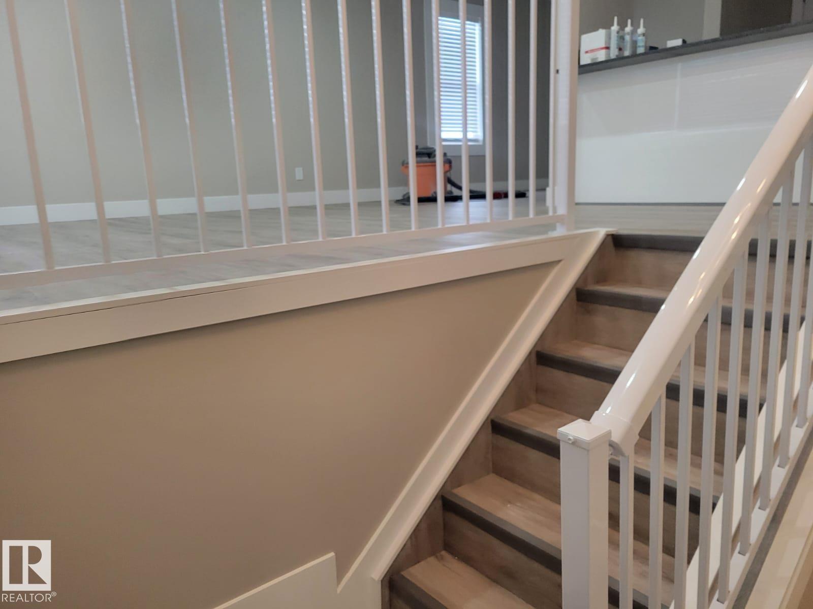 15112 72 St Nw, Edmonton, AB - Indoor Photo Showing Other Room