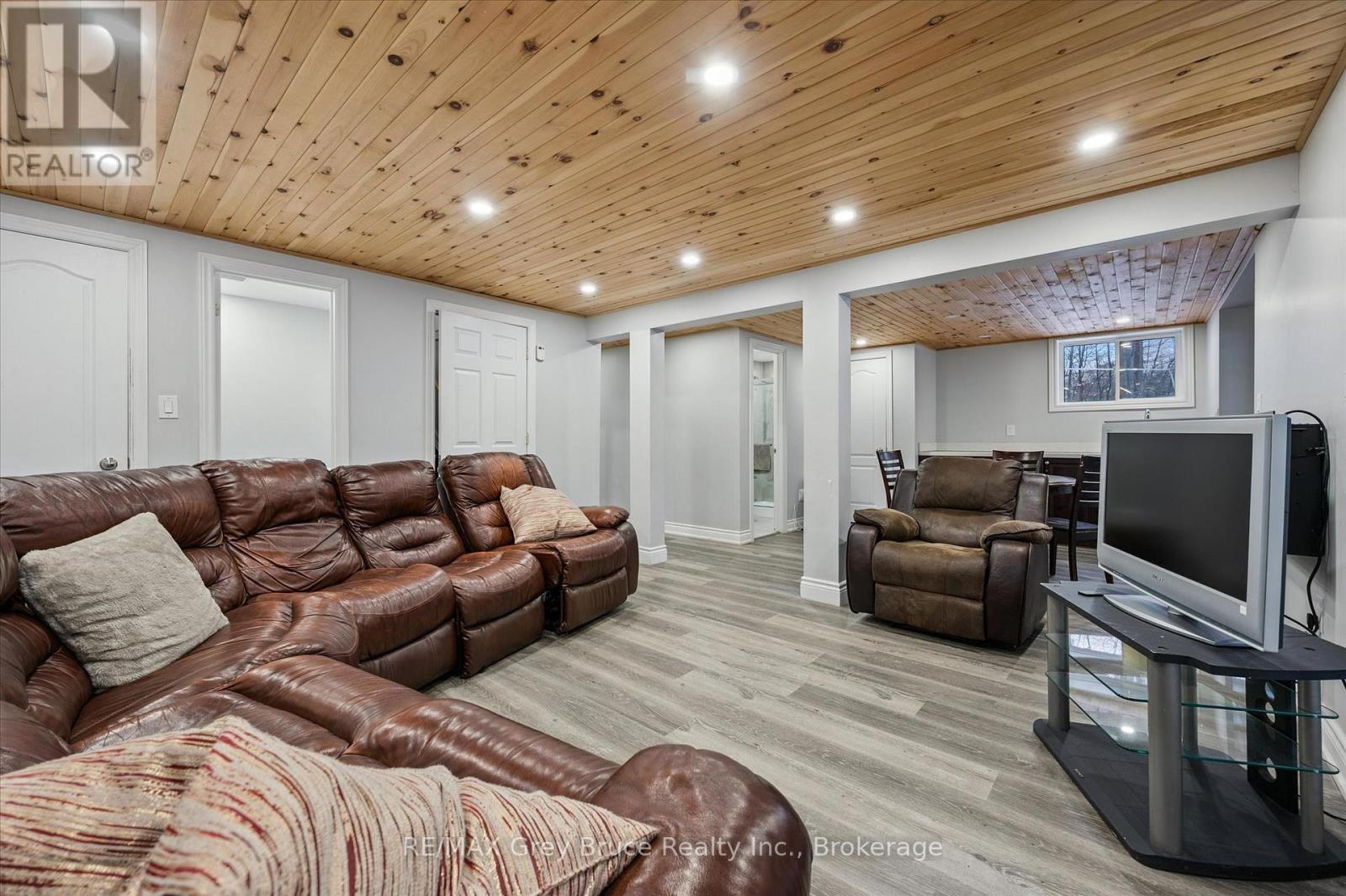 3 Sugarbush Road, South Bruce Peninsula, ON - Indoor