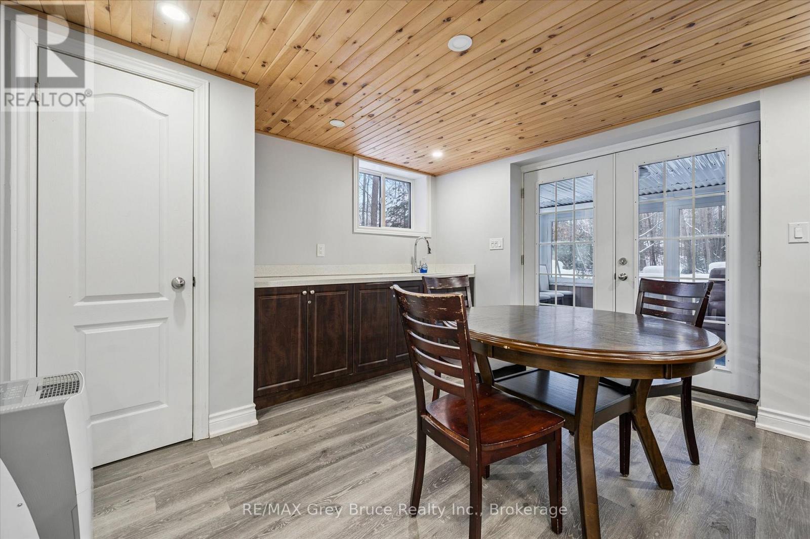 3 Sugarbush Road, South Bruce Peninsula, ON - Indoor Photo Showing Dining Room