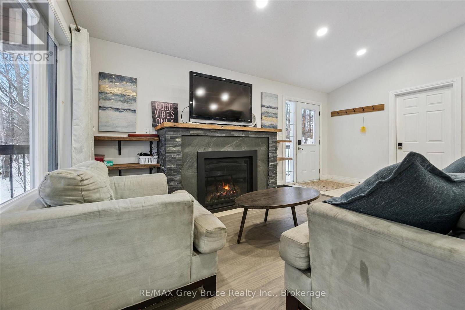 3 Sugarbush Road, South Bruce Peninsula, ON - Indoor Photo Showing Living Room With Fireplace