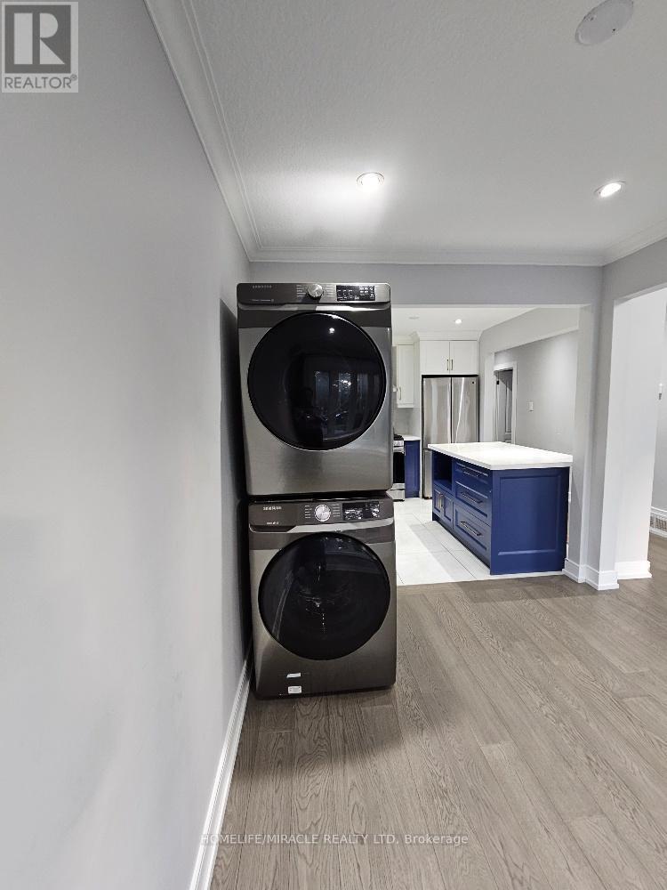 Main - 259 Tower Drive, Toronto, ON - Indoor Photo Showing Laundry Room