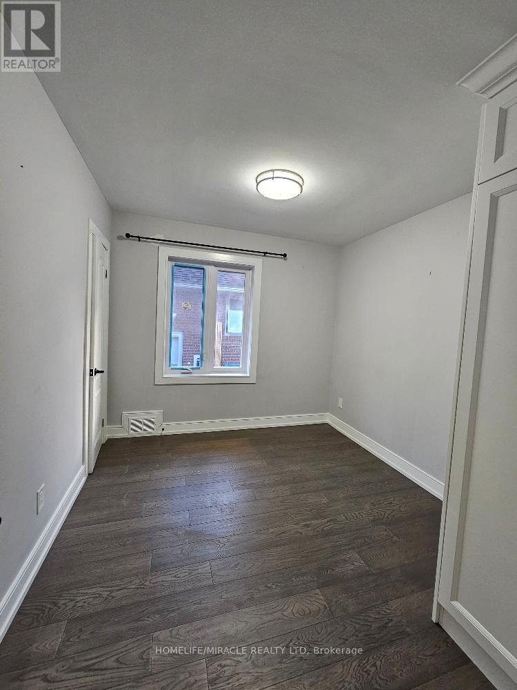 Main - 259 Tower Drive, Toronto, ON - Indoor Photo Showing Other Room