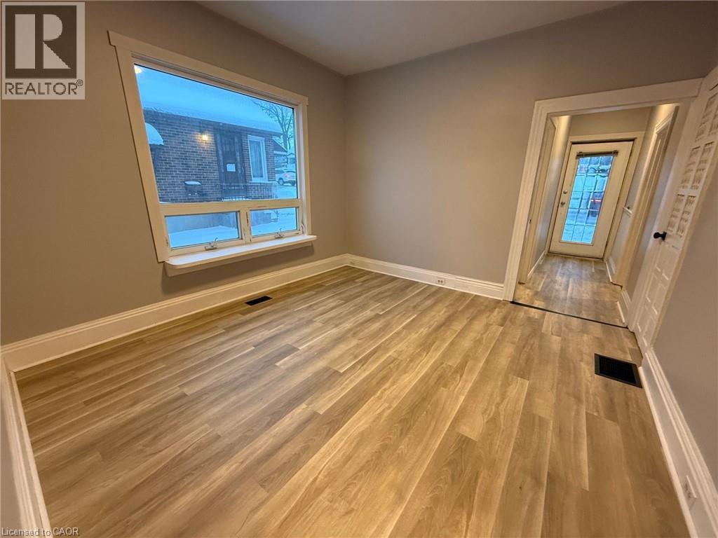 143 Mill Street, Woodstock, ON - Indoor Photo Showing Other Room