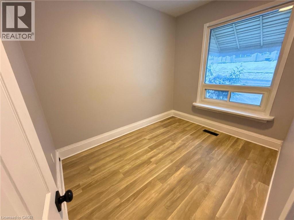 143 Mill Street, Woodstock, ON - Indoor Photo Showing Other Room