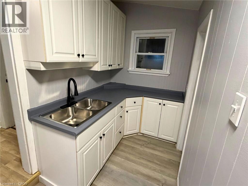 143 Mill Street, Woodstock, ON - Indoor Photo Showing Kitchen With Double Sink