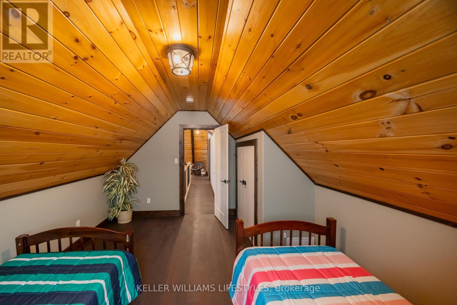 36007 Gore Road, South Huron (Stephen), ON - Indoor Photo Showing Bedroom