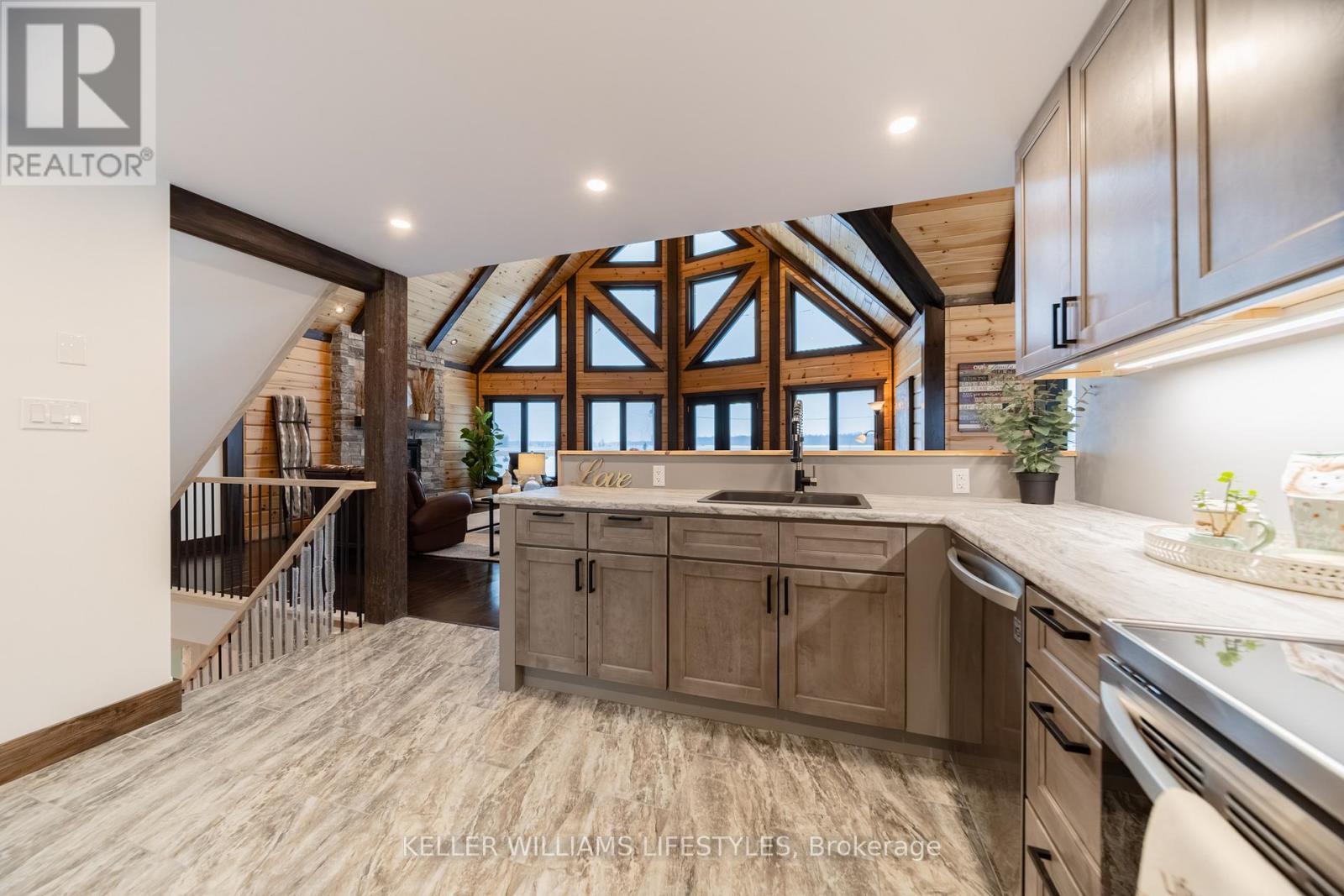 36007 Gore Road, South Huron (Stephen), ON - Indoor Photo Showing Kitchen