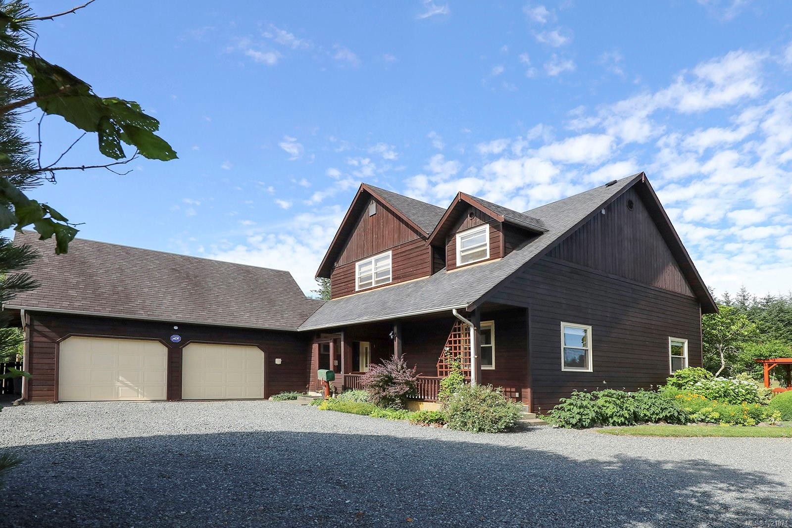 3713 Dove Creek Rd, Courtenay, BC