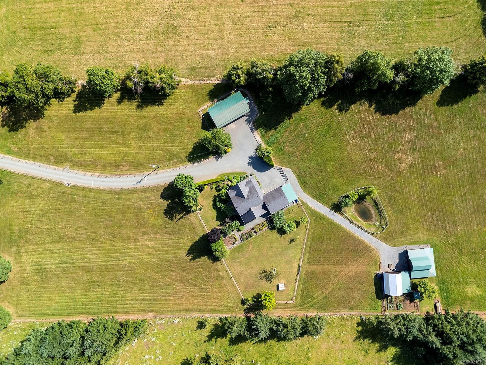 3713 Dove Creek Rd, Courtenay, BC