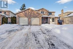 59 CHARTWELL CRESCENT Kingston (Kingston East (Incl Barret Crt)), ON K7K 6P3