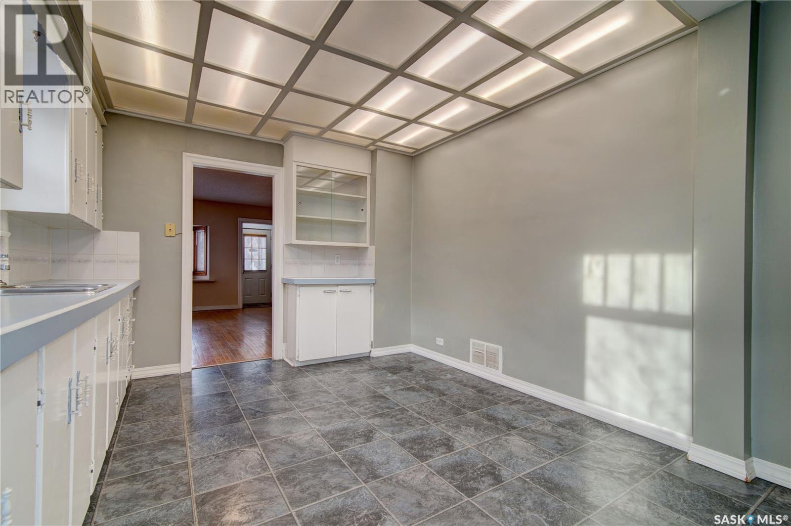 2627 Atkinson Street, Regina, SK - Indoor Photo Showing Other Room