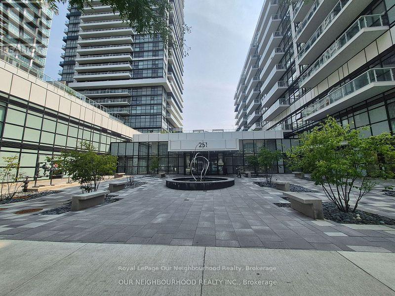 109 - 251 Manitoba Street, Toronto (Mimico), ON - Outdoor
