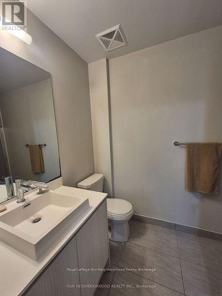 109 - 251 Manitoba Street, Toronto (Mimico), ON - Indoor Photo Showing Bathroom