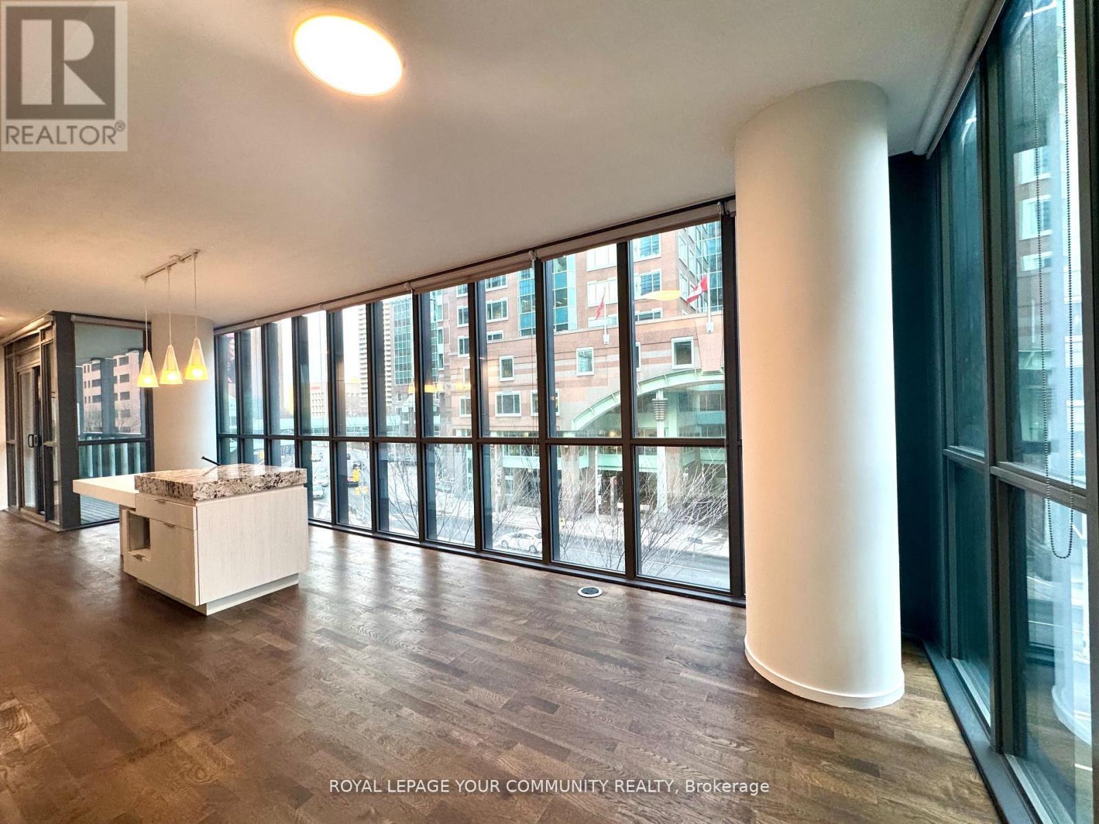 416 - 101 Charles Street E, Toronto, ON - Indoor Photo Showing Other Room