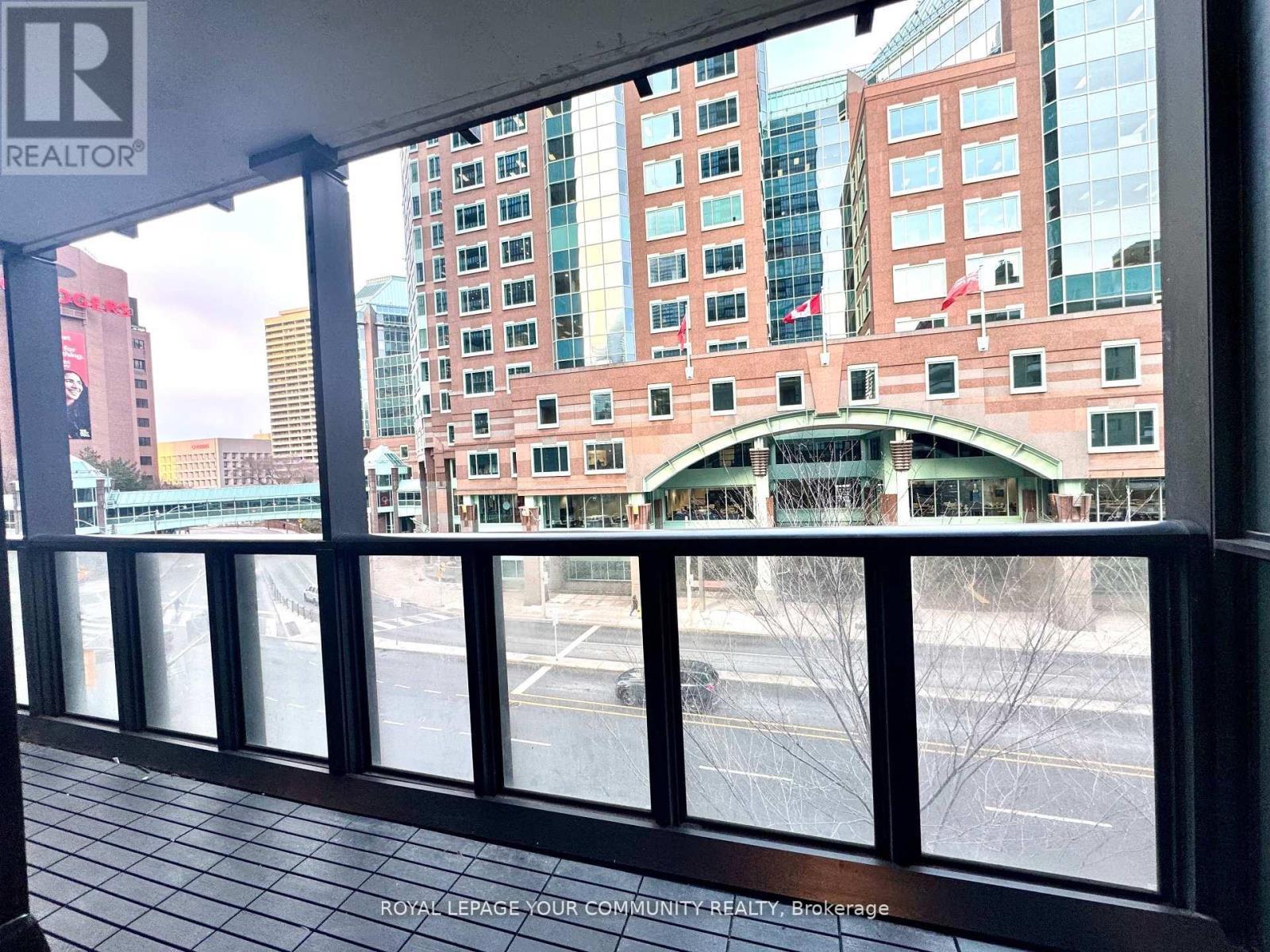 416 - 101 Charles Street E, Toronto, ON - Indoor Photo Showing Other Room