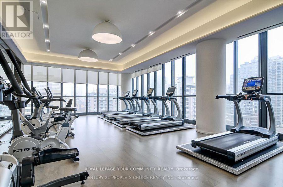 416 - 101 Charles Street E, Toronto, ON - Indoor Photo Showing Gym Room