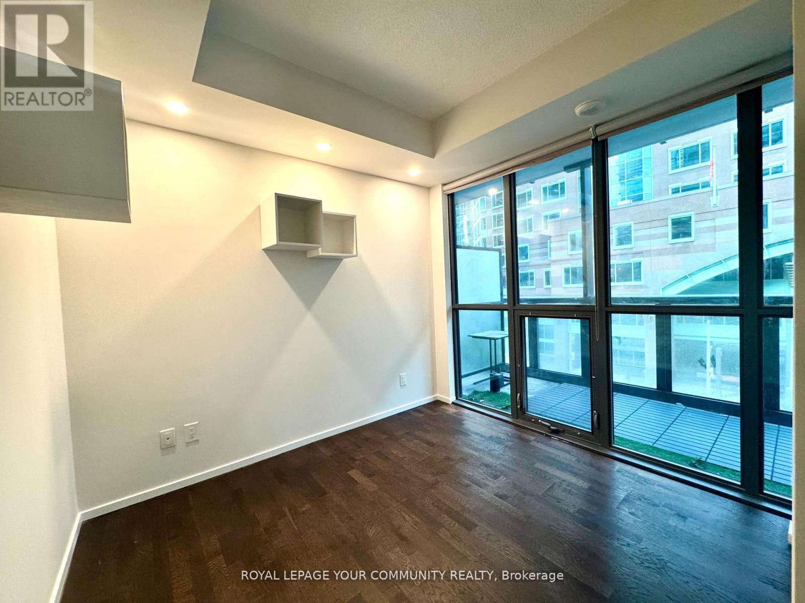 416 - 101 Charles Street E, Toronto, ON - Indoor Photo Showing Other Room