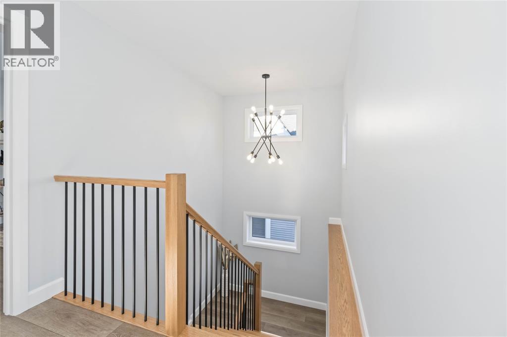 219 Essex Street, Sarnia, ON - Indoor Photo Showing Other Room