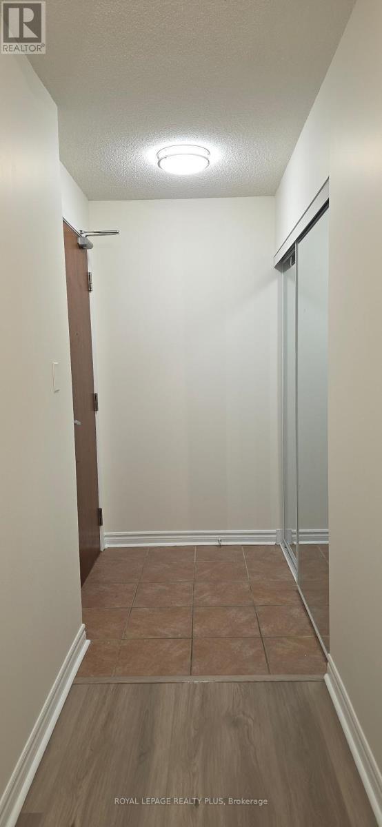 2311 - 4080 Living Arts Drive, Mississauga, ON - Indoor