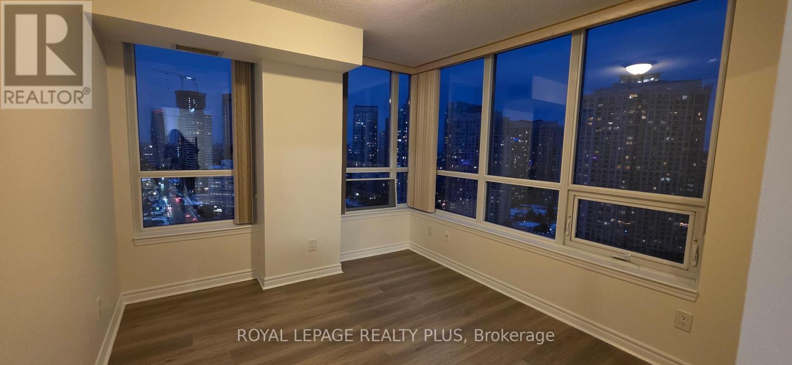 2311 - 4080 Living Arts Drive, Mississauga, ON - Indoor Photo Showing Other Room