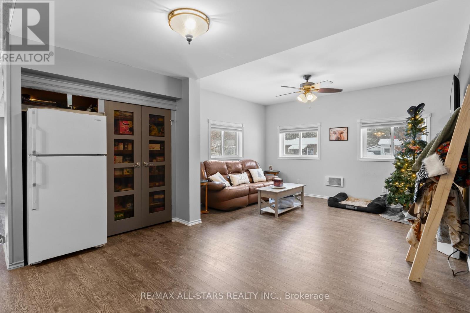 1088 Lutterworth Pines Road, Minden Hills (Lutterworth), ON - Indoor