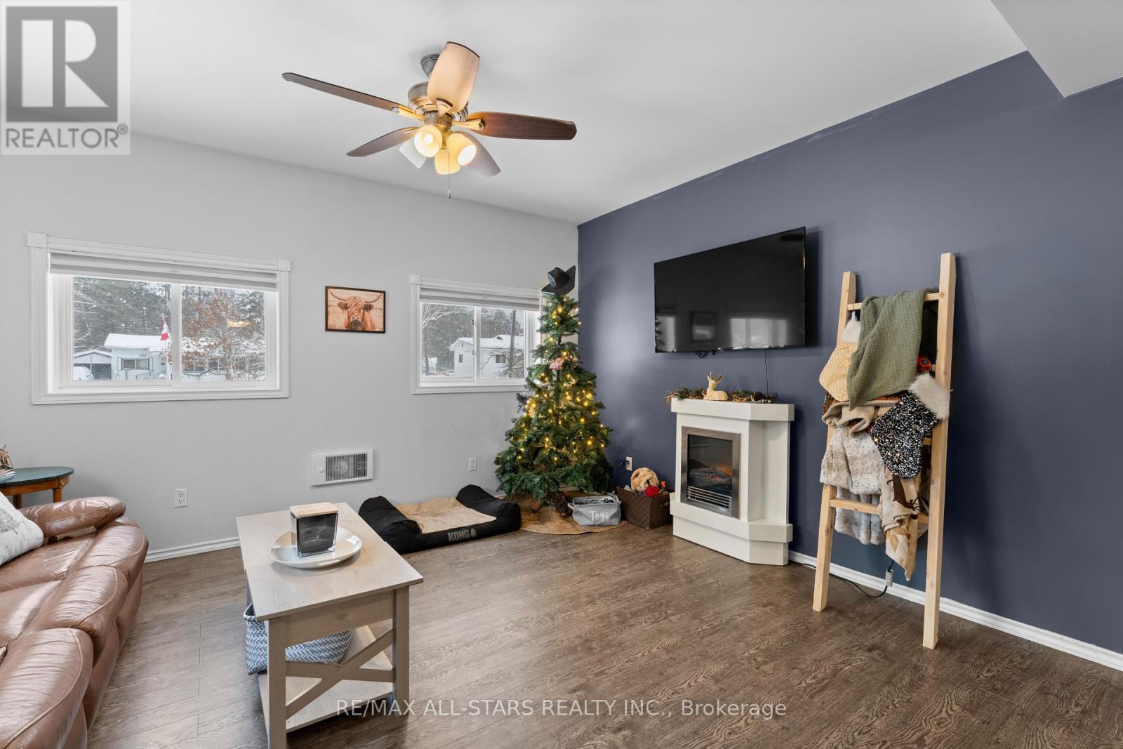 1088 Lutterworth Pines Road, Minden Hills (Lutterworth), ON - Indoor