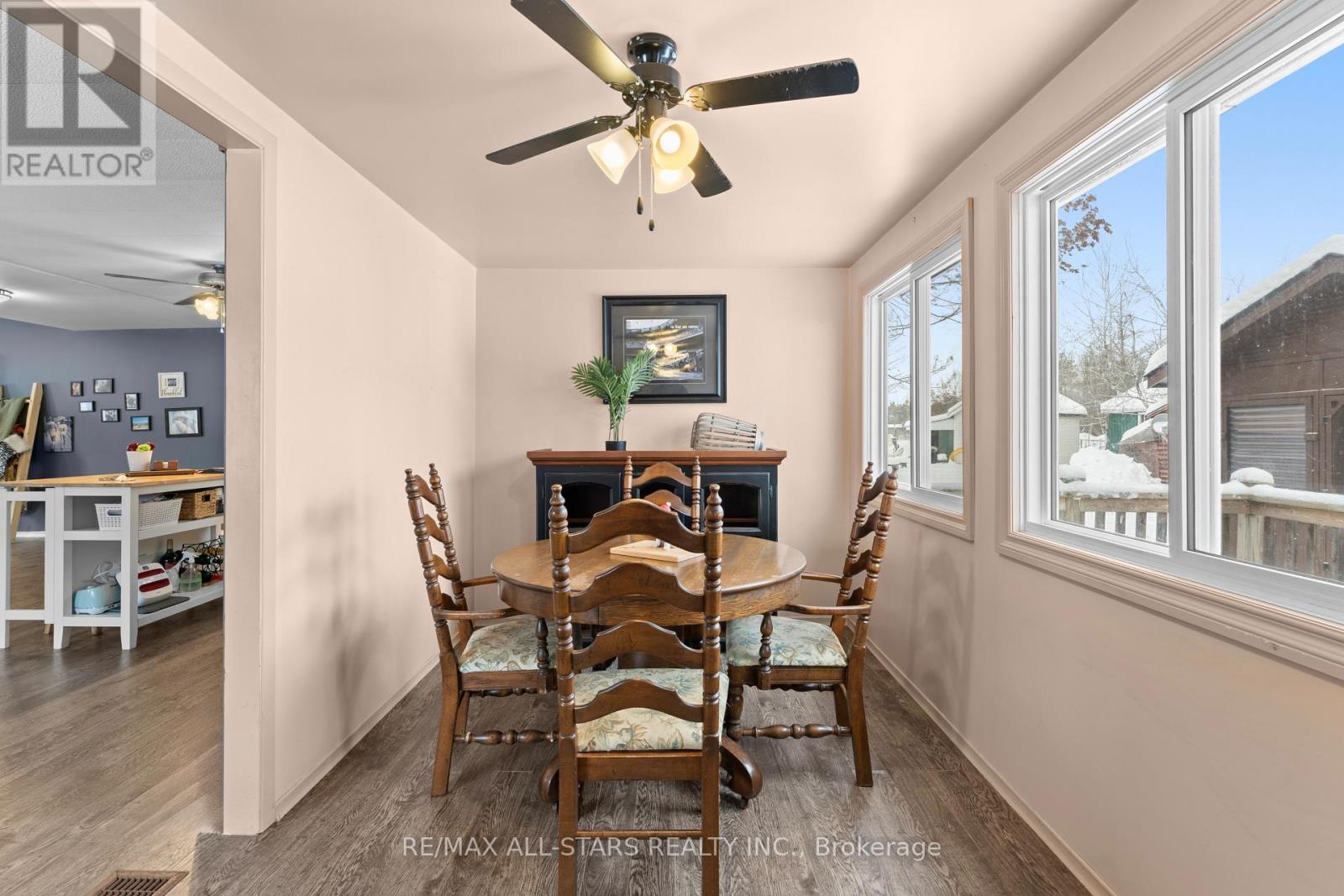 1088 Lutterworth Pines Road, Minden Hills (Lutterworth), ON - Indoor