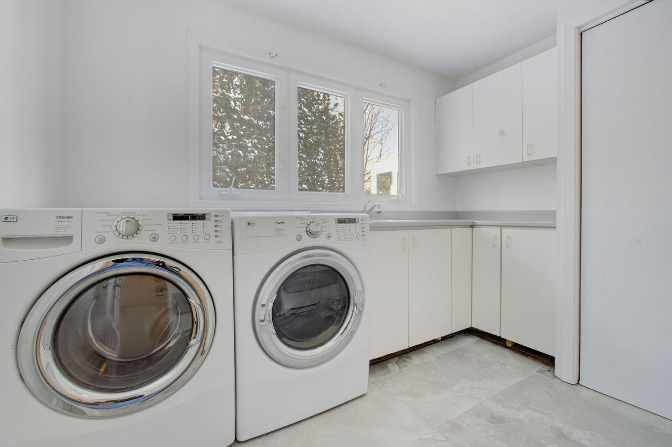 Salle de lavage - 16 Rue De Biscaye, Gatineau (Aylmer), QC - Indoor Photo Showing Laundry Room