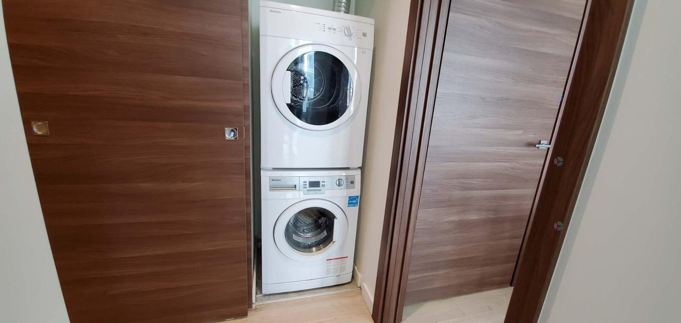 Laundry room - 905-1450 Boul. René-Lévesque O., Montréal (Ville-Marie), QC - Indoor Photo Showing Laundry Room