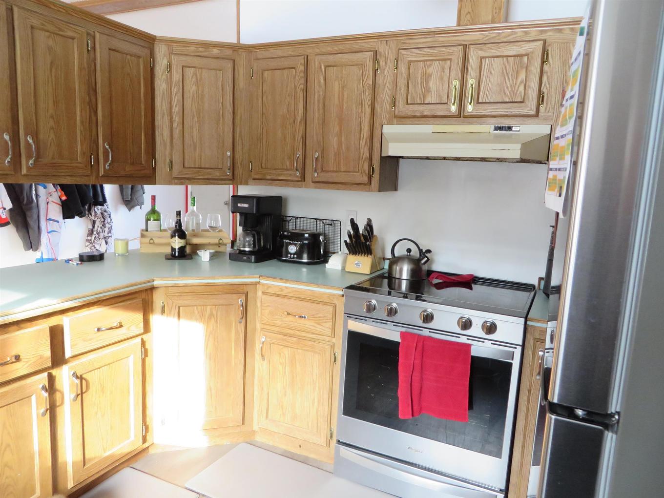 14 Mill Road, Sioux Lookout, ON - Indoor Photo Showing Kitchen