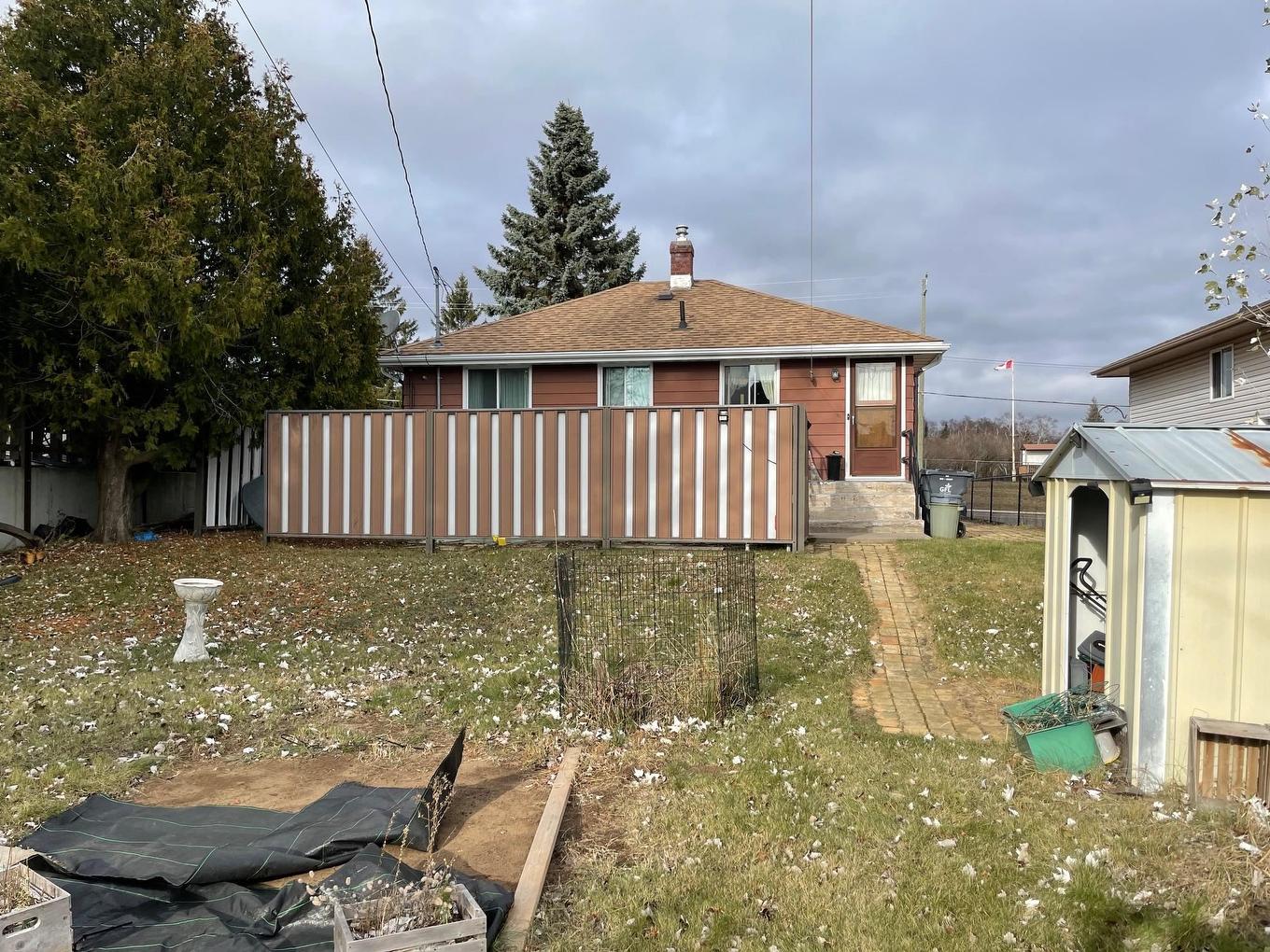 257 Arundel Street, Thunder Bay, ON - Outdoor