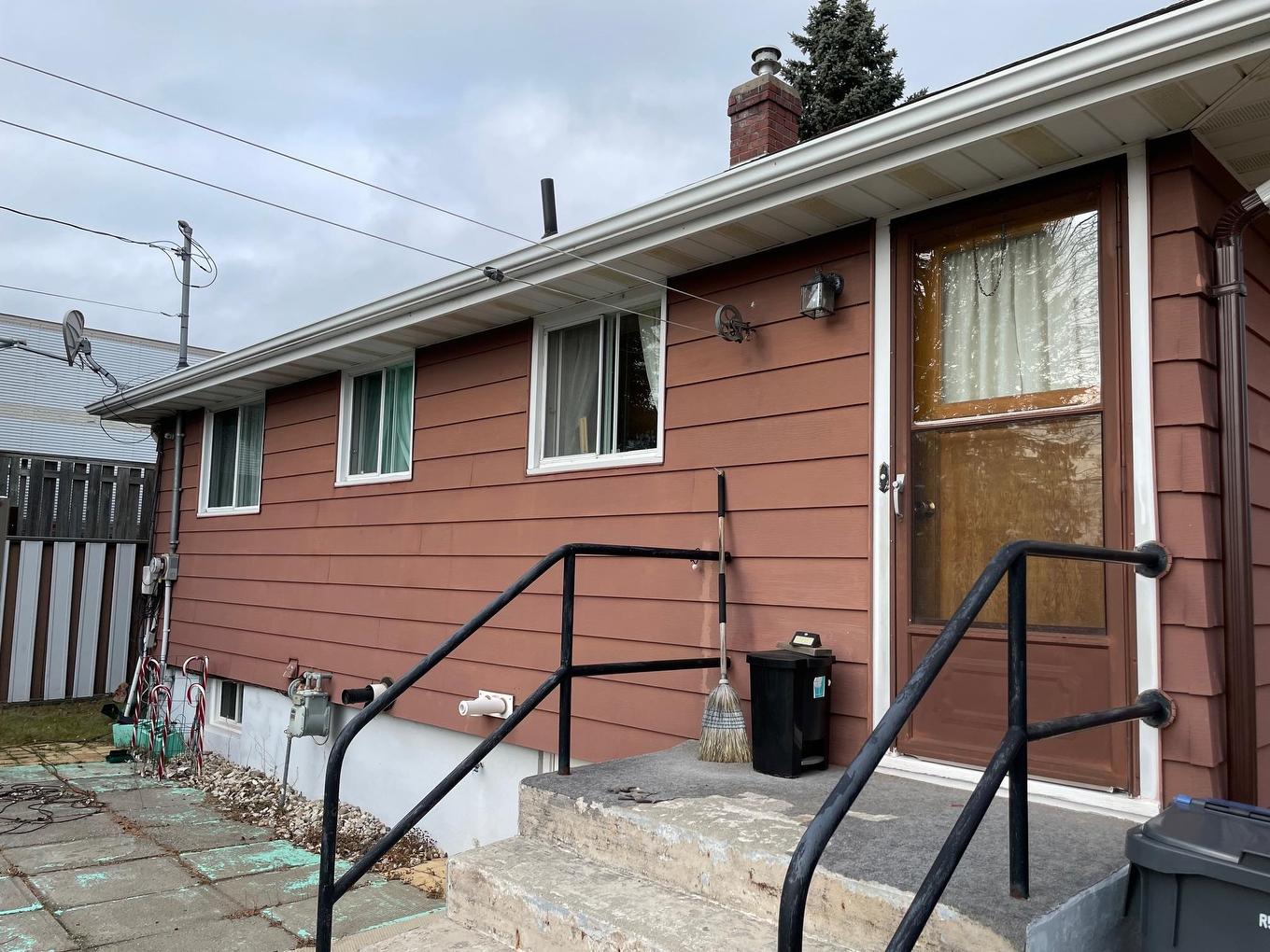 257 Arundel Street, Thunder Bay, ON - Outdoor With Exterior