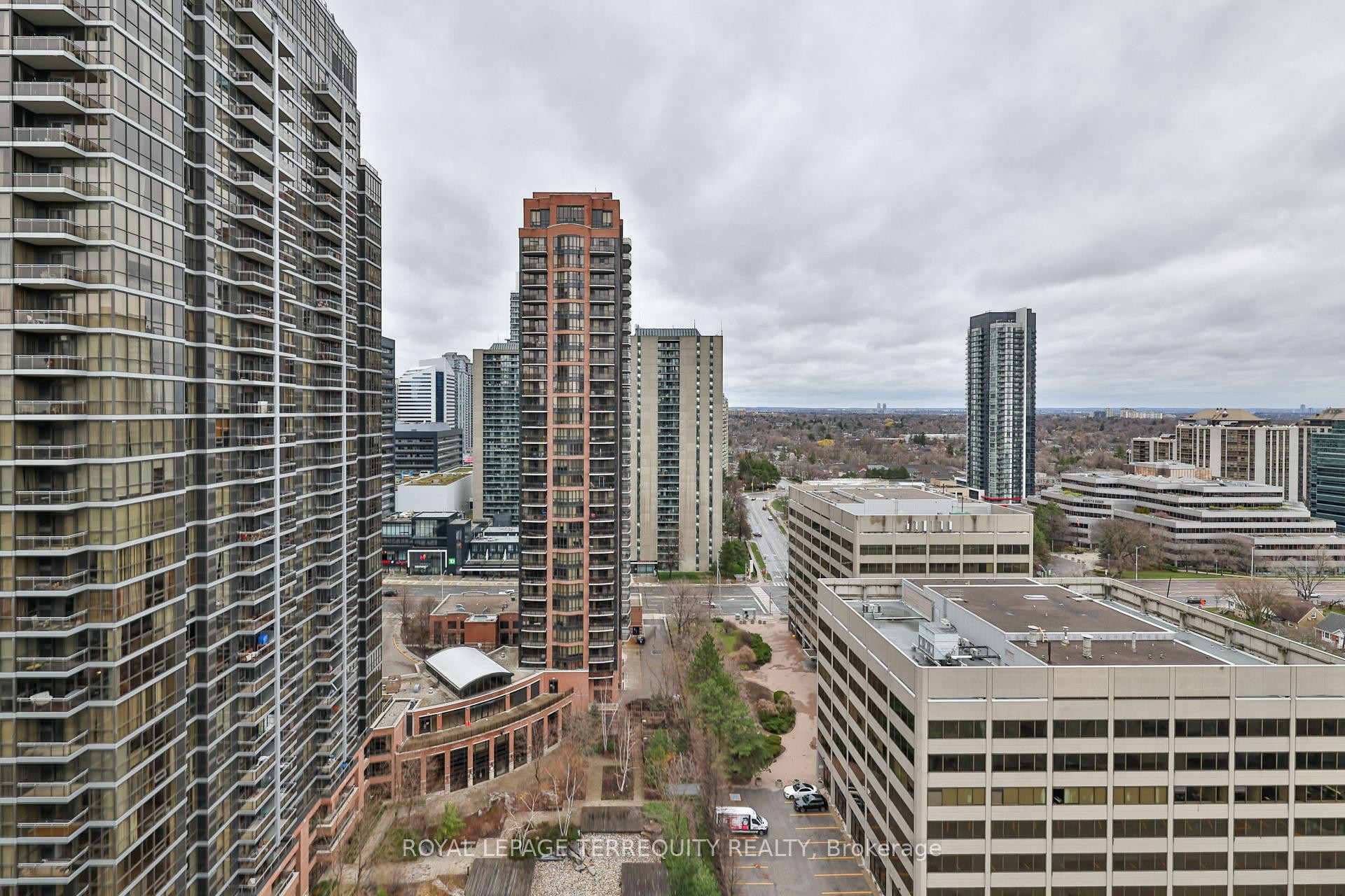 2306-35 Bales Avenue, Toronto, ON - Outdoor With Balcony With Facade