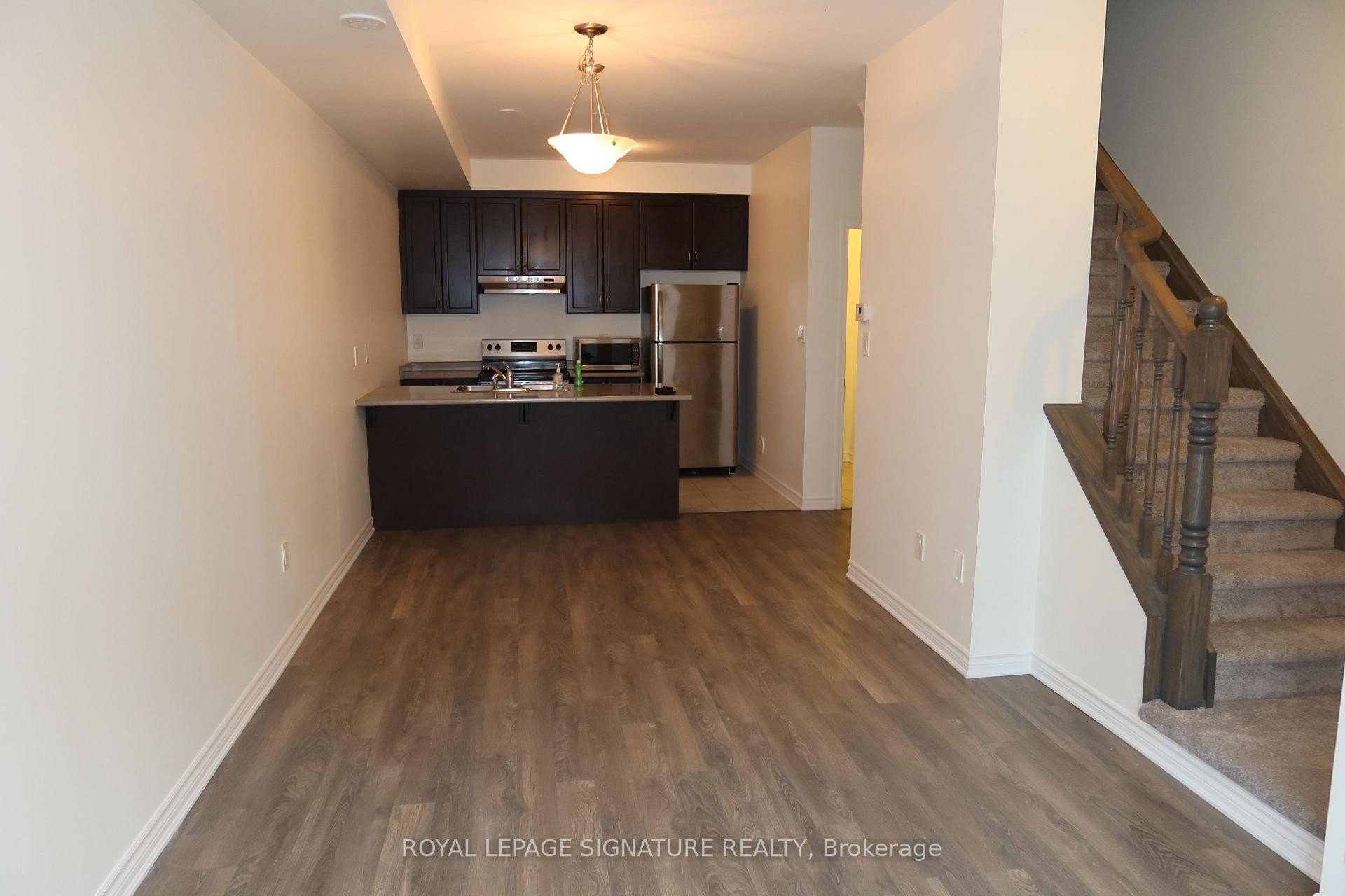 5-45 Heron Park Place, Toronto, ON - Indoor Photo Showing Kitchen