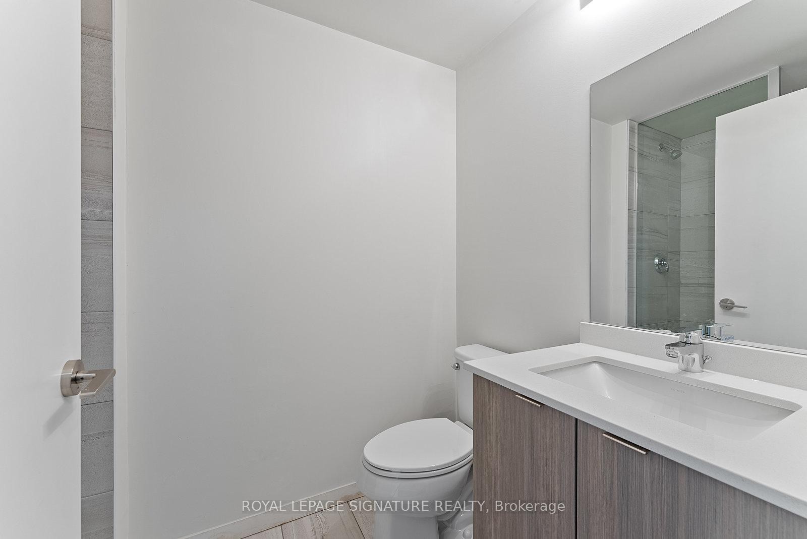 612-3237 Bayview Avenue, Toronto, ON - Indoor Photo Showing Bathroom