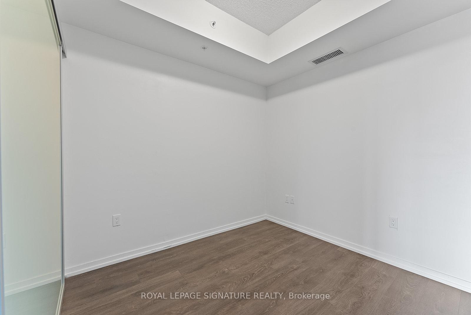 612-3237 Bayview Avenue, Toronto, ON - Indoor Photo Showing Other Room