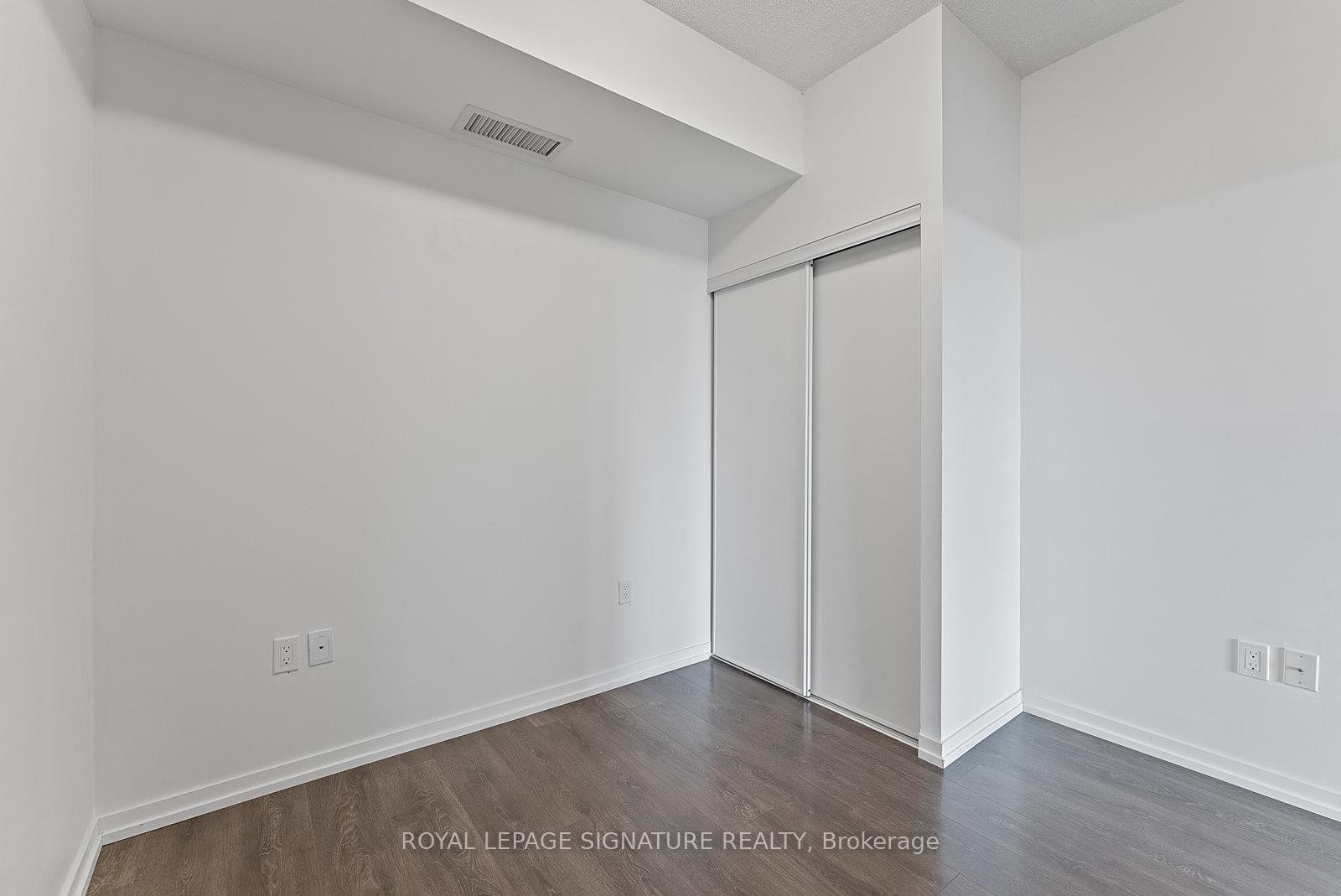 612-3237 Bayview Avenue, Toronto, ON - Indoor Photo Showing Other Room