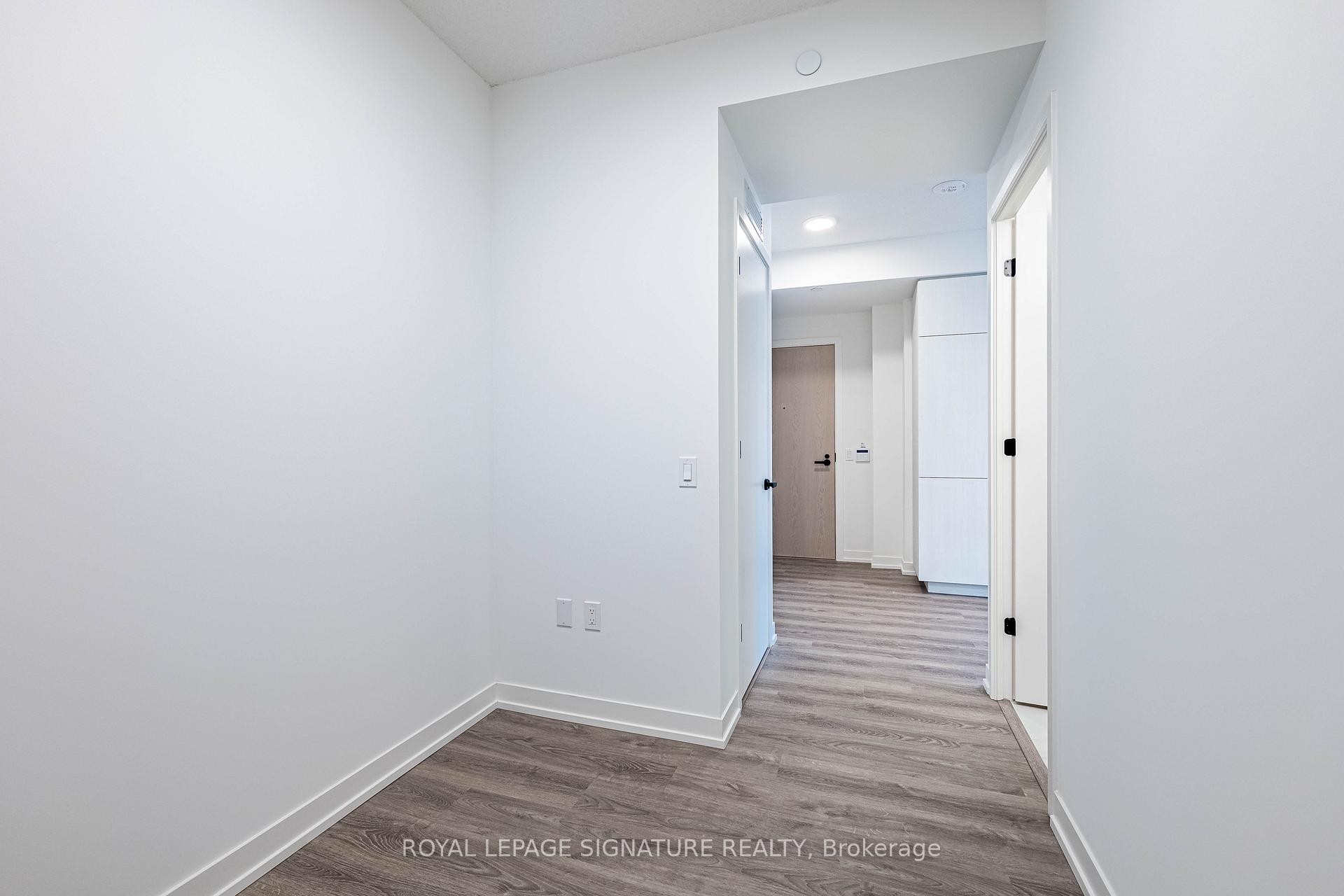 3007-8 Interchange Way, Vaughan, ON - Indoor Photo Showing Other Room