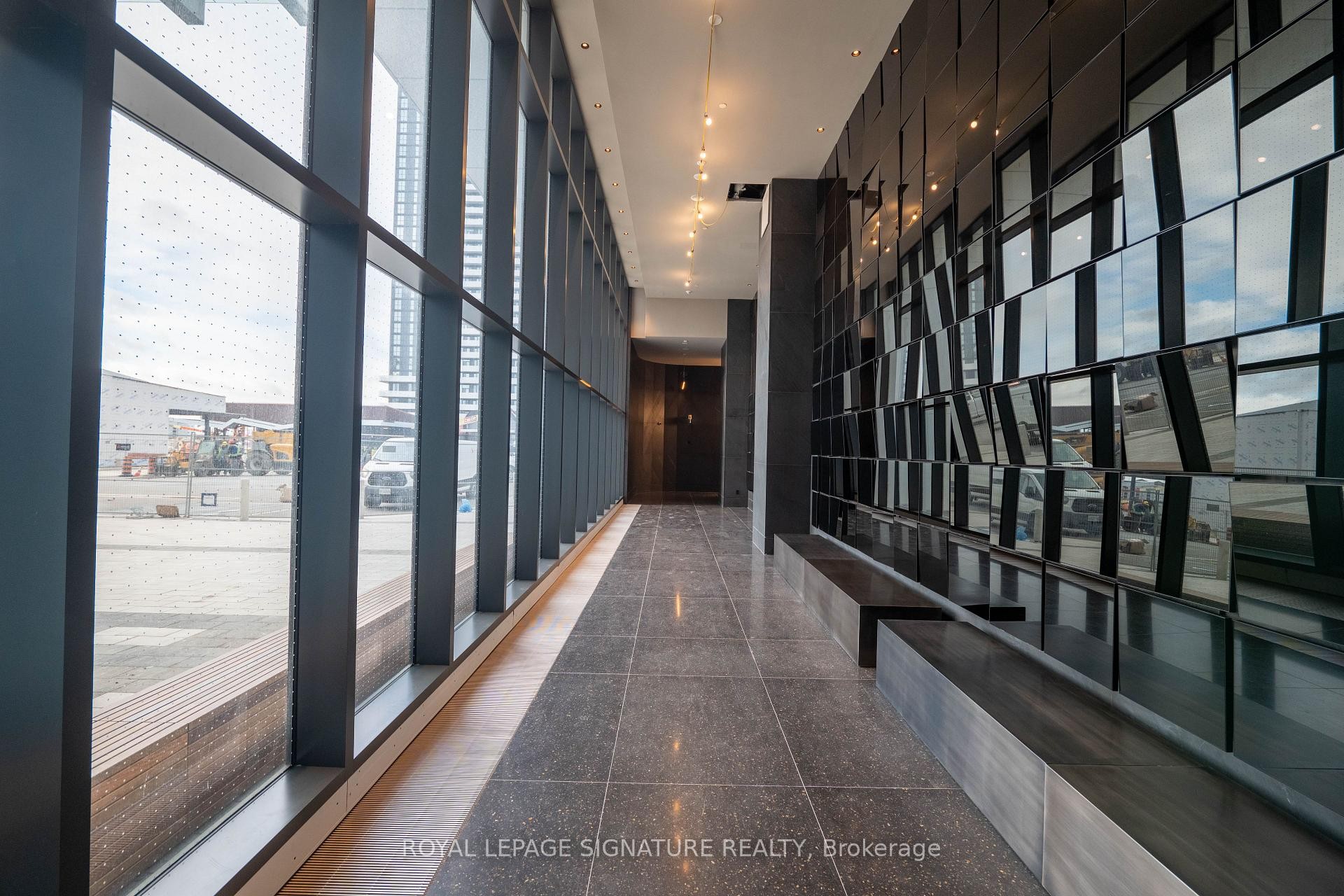 3007-8 Interchange Way, Vaughan, ON - Indoor Photo Showing Other Room