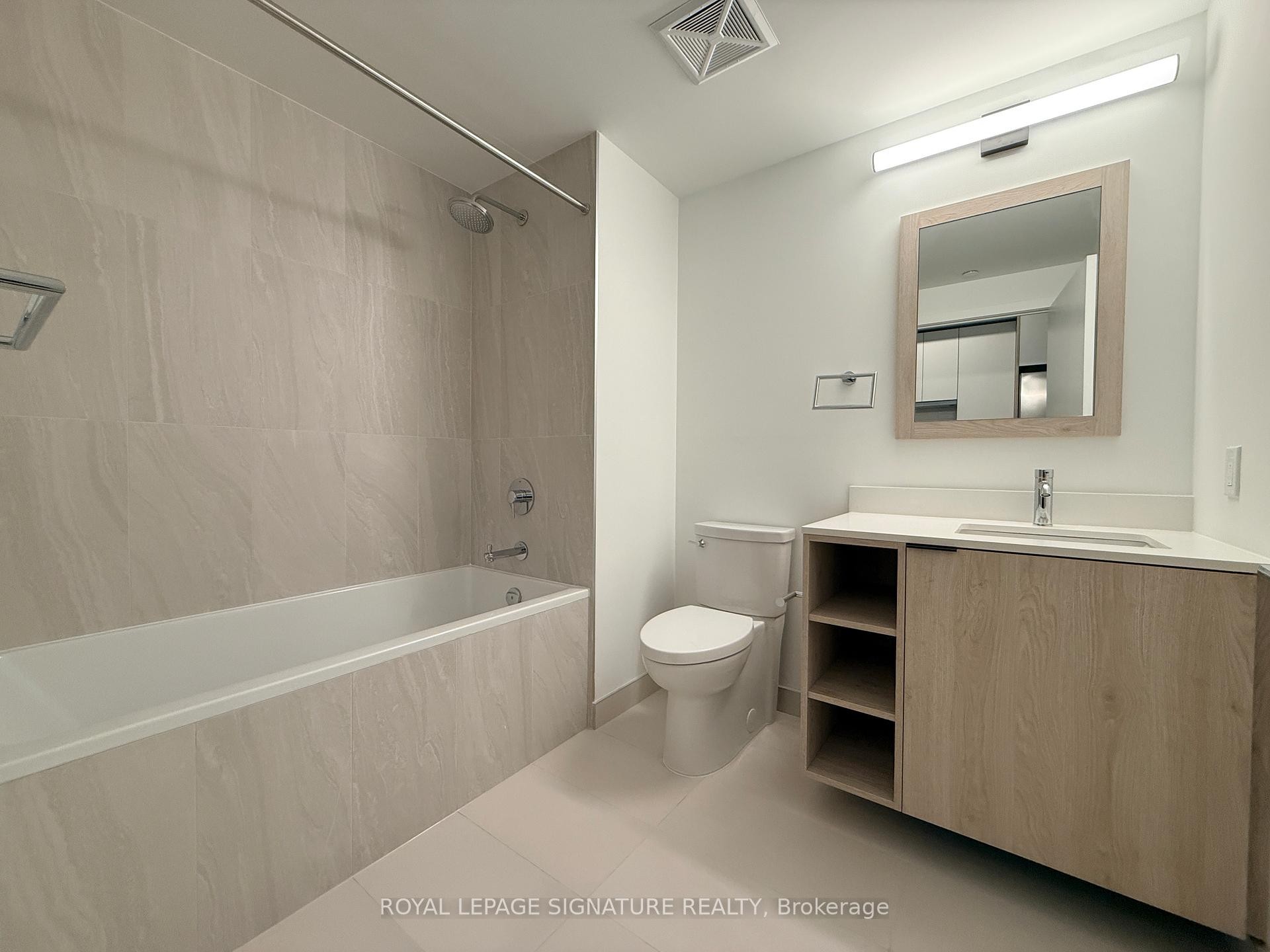 705-1007 The Queensway N/A, Toronto, ON - Indoor Photo Showing Bathroom