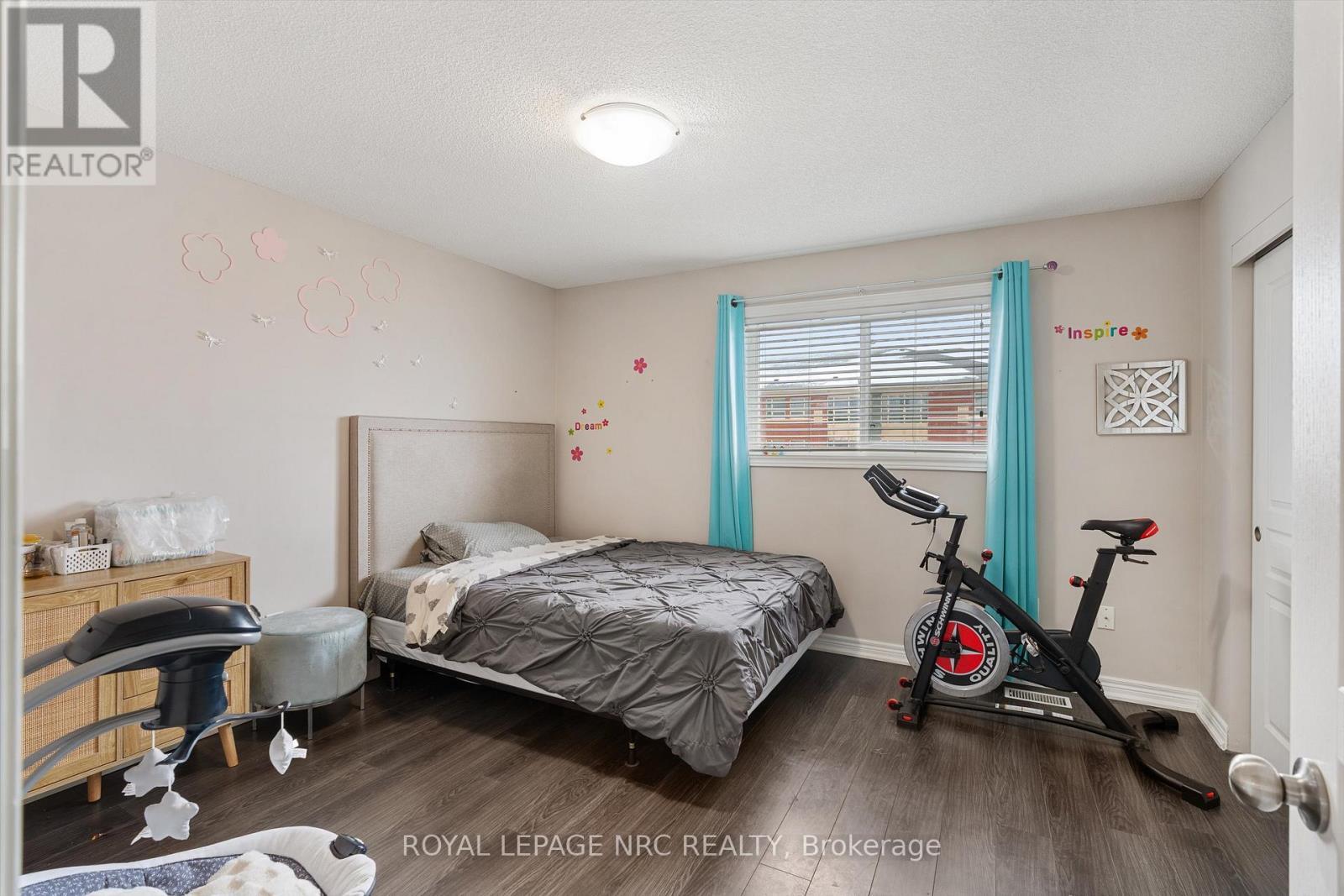 6 - 6118 Kelsey Crescent, Niagara Falls (Forestview), ON - Indoor Photo Showing Bedroom