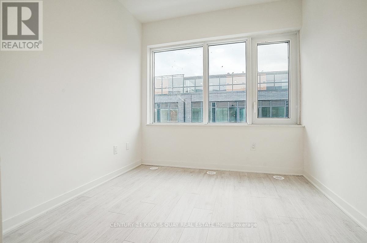 92 - 71 Curlew Drive, Toronto, ON - Indoor Photo Showing Other Room