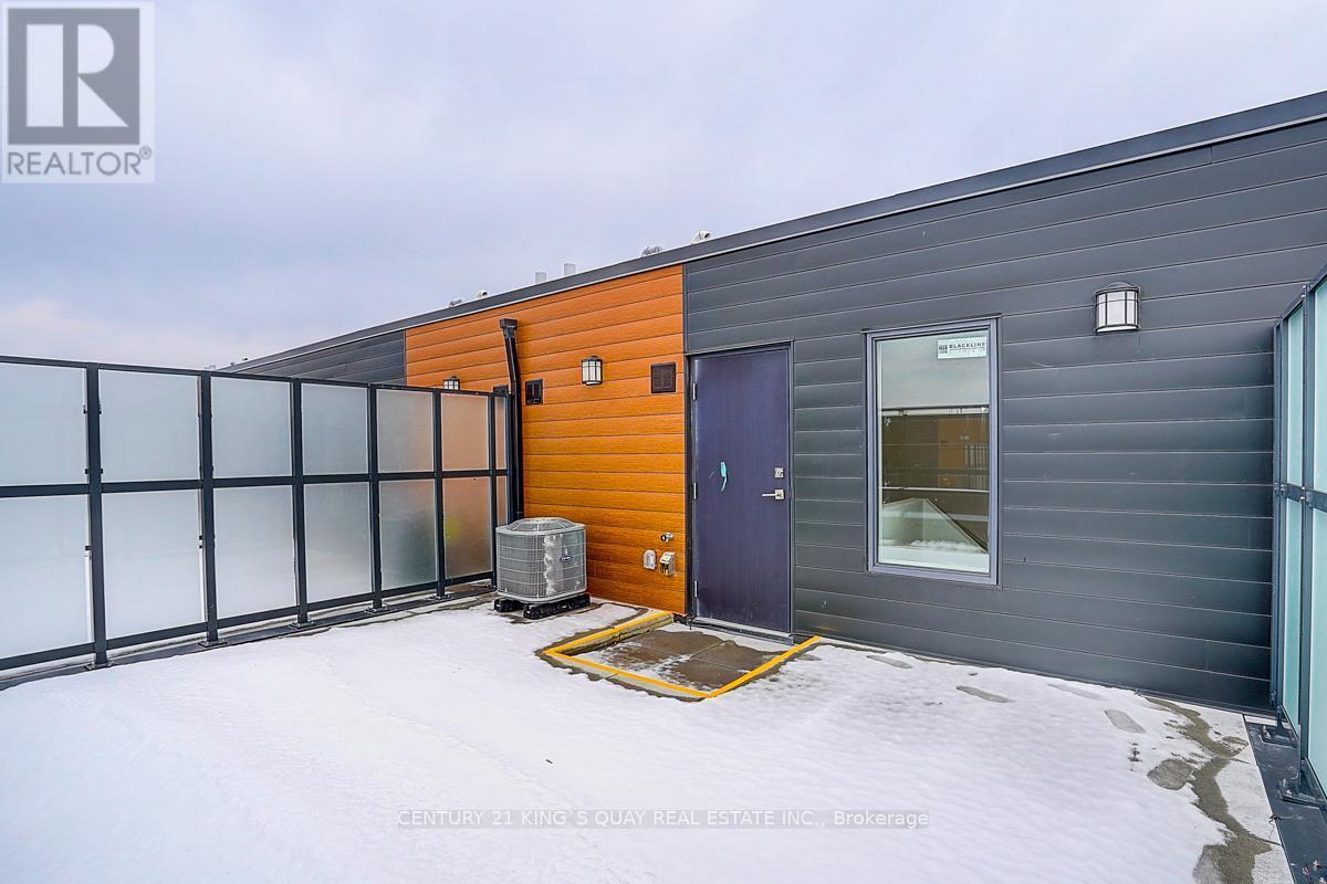 92 - 71 Curlew Drive, Toronto, ON - Outdoor With Exterior