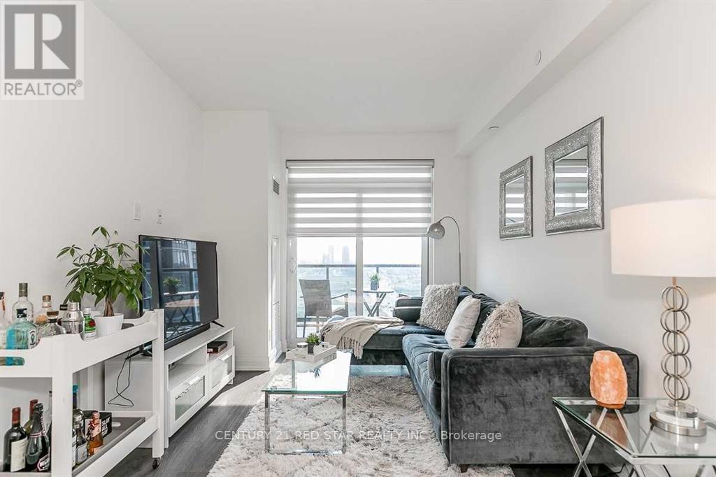 2311-B - 3700 Highway 7 Road, Vaughan, ON - Indoor Photo Showing Living Room