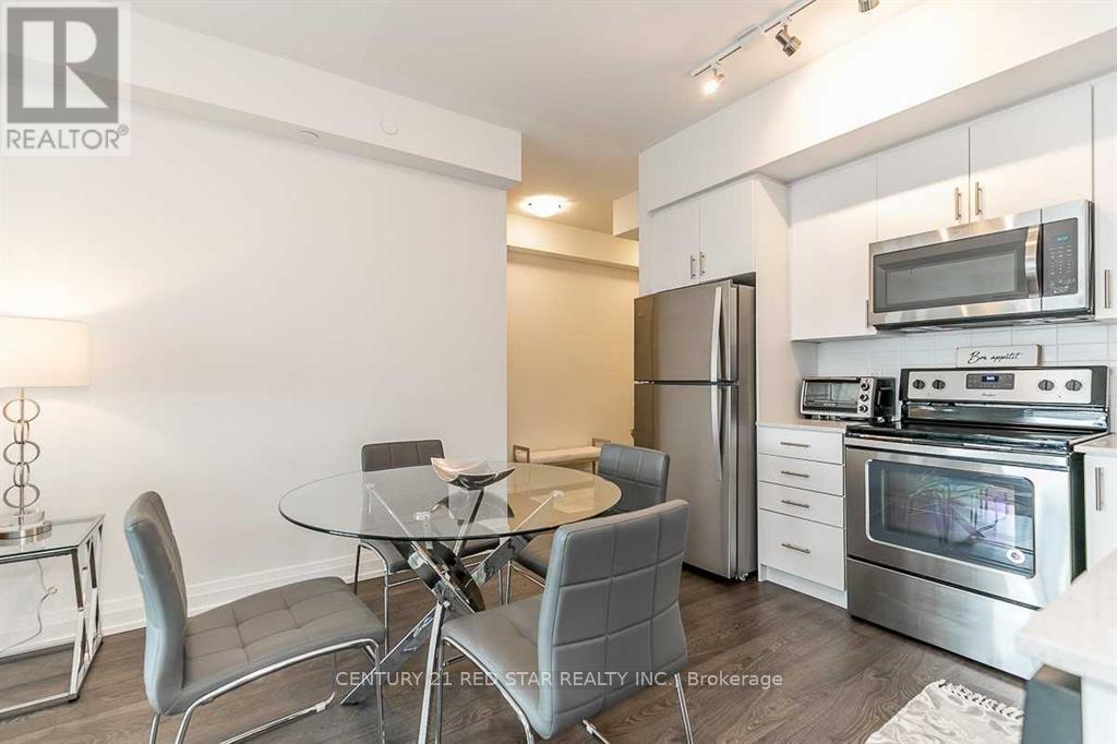 2311-B - 3700 Highway 7 Road, Vaughan, ON - Indoor Photo Showing Kitchen